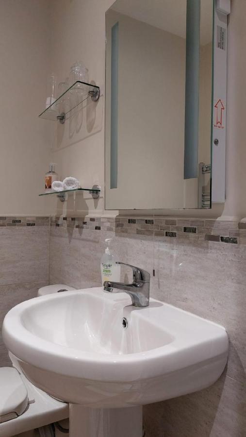 Westwood Lodge B & B بوسطن المظهر الخارجي الصورة